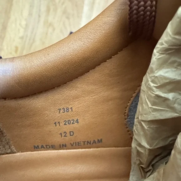 Allen Edmonds Alpha Men's Brown Leather Sneakers - Picture 7 of 7